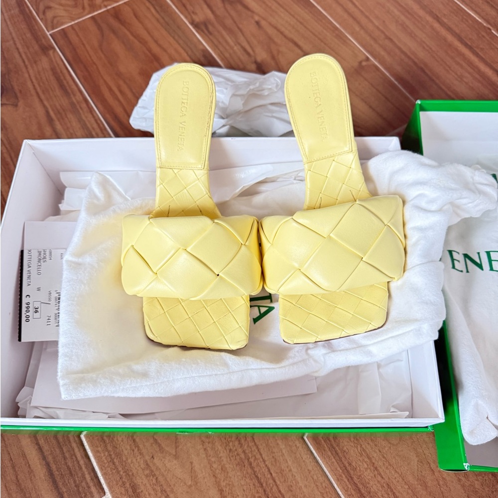 Bottega Veneta Yellow Quilted Slide Sandals , like new , size 6